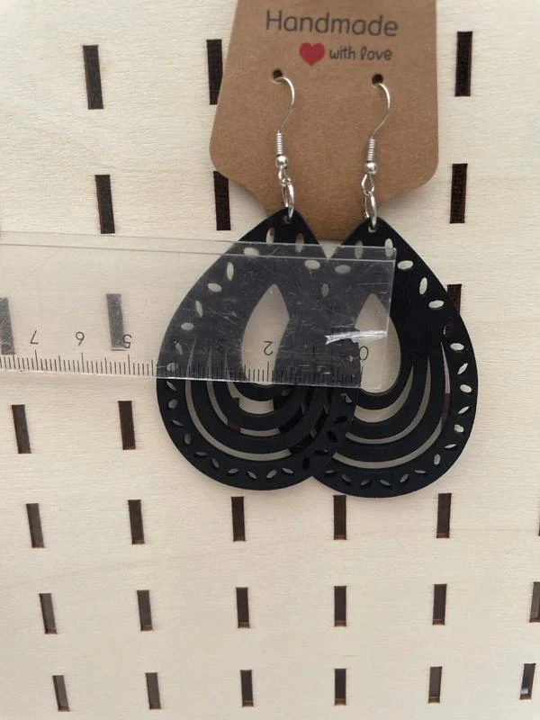 Wooden earrings model 7 – photo 3